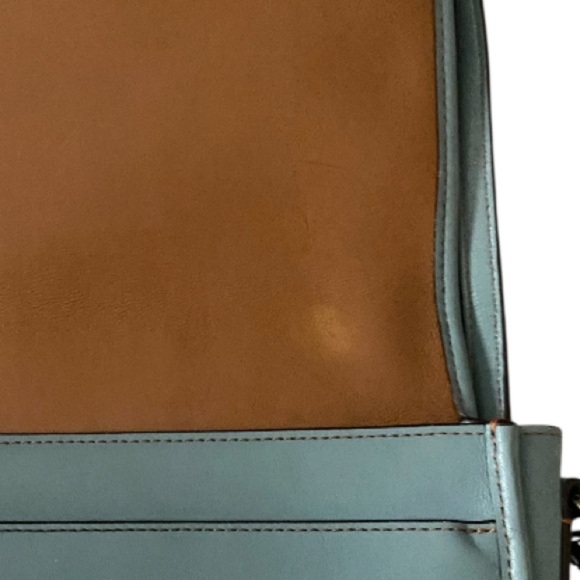 Coach 57325 Turnlock Crossbody in Glovetanned Leather - Cloud Blue - Picture 13 of 13